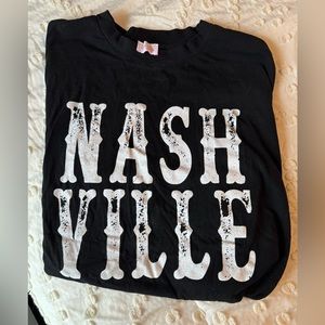 Pink Lily oversized graphic tee Nashville size small